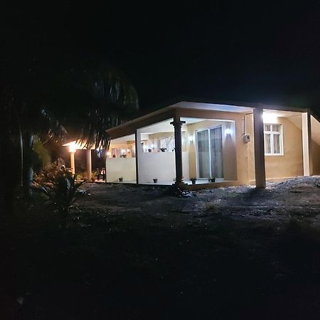 Ocean Viewpoint Lodge Port Mathurin Exterior foto
